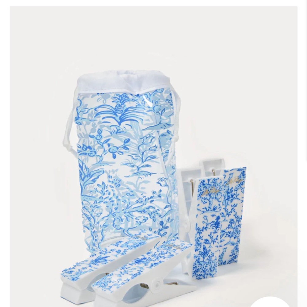 Lilly Pulitzer Blue and White Floral Accessories Set